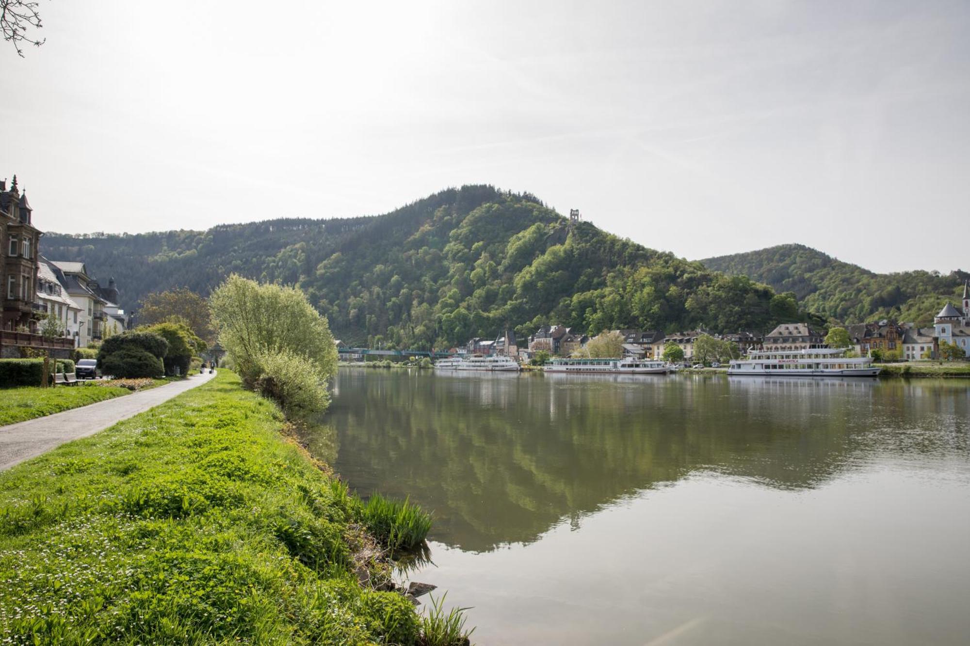 Neu - Moselauszeit Traben Apartment Luaran gambar